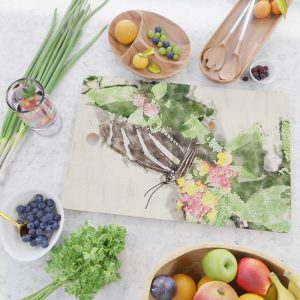 @Tery striped-butterfly-cutting-board